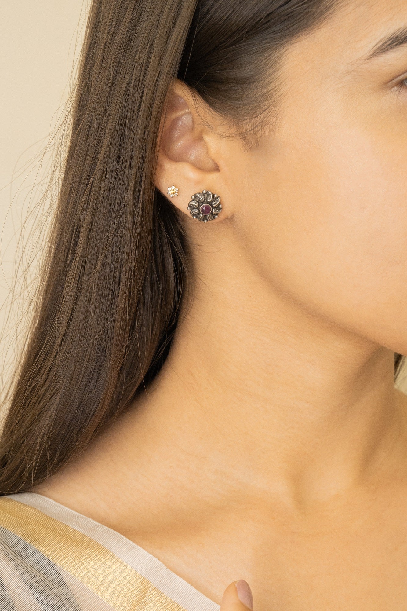 Rajmoti Silver Oxidised Stud Earring